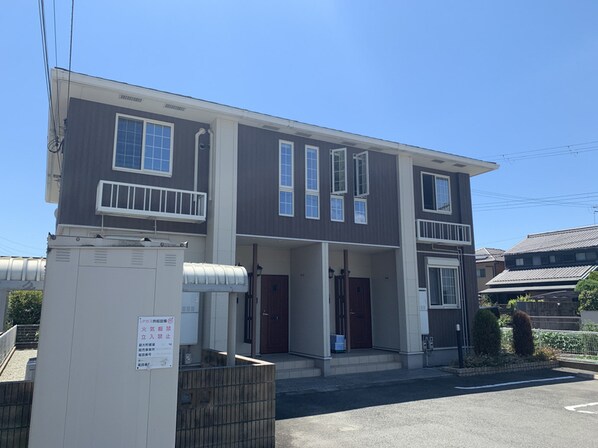 アルマーセンの物件外観写真